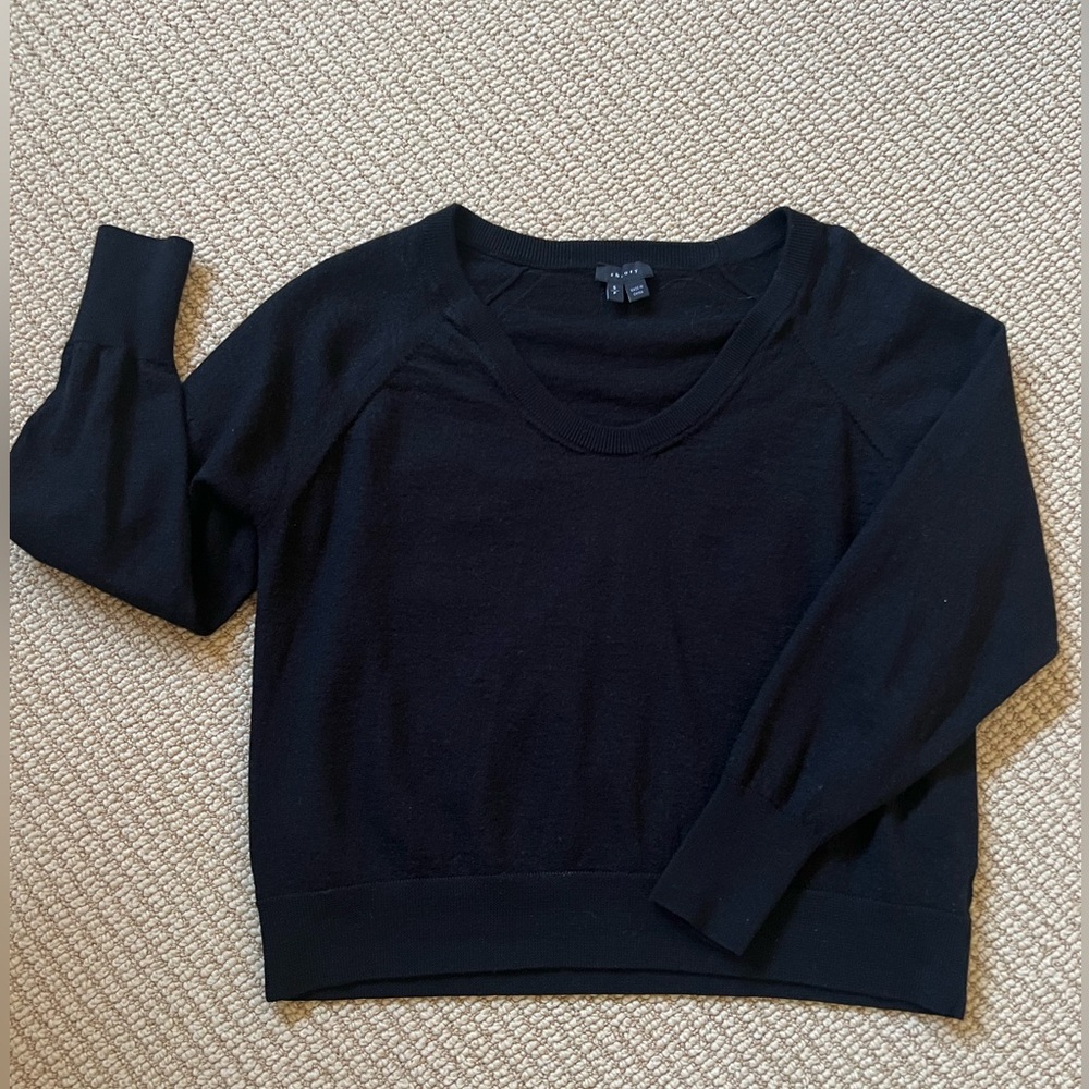Theory Black V-Neck Cropped Sweater